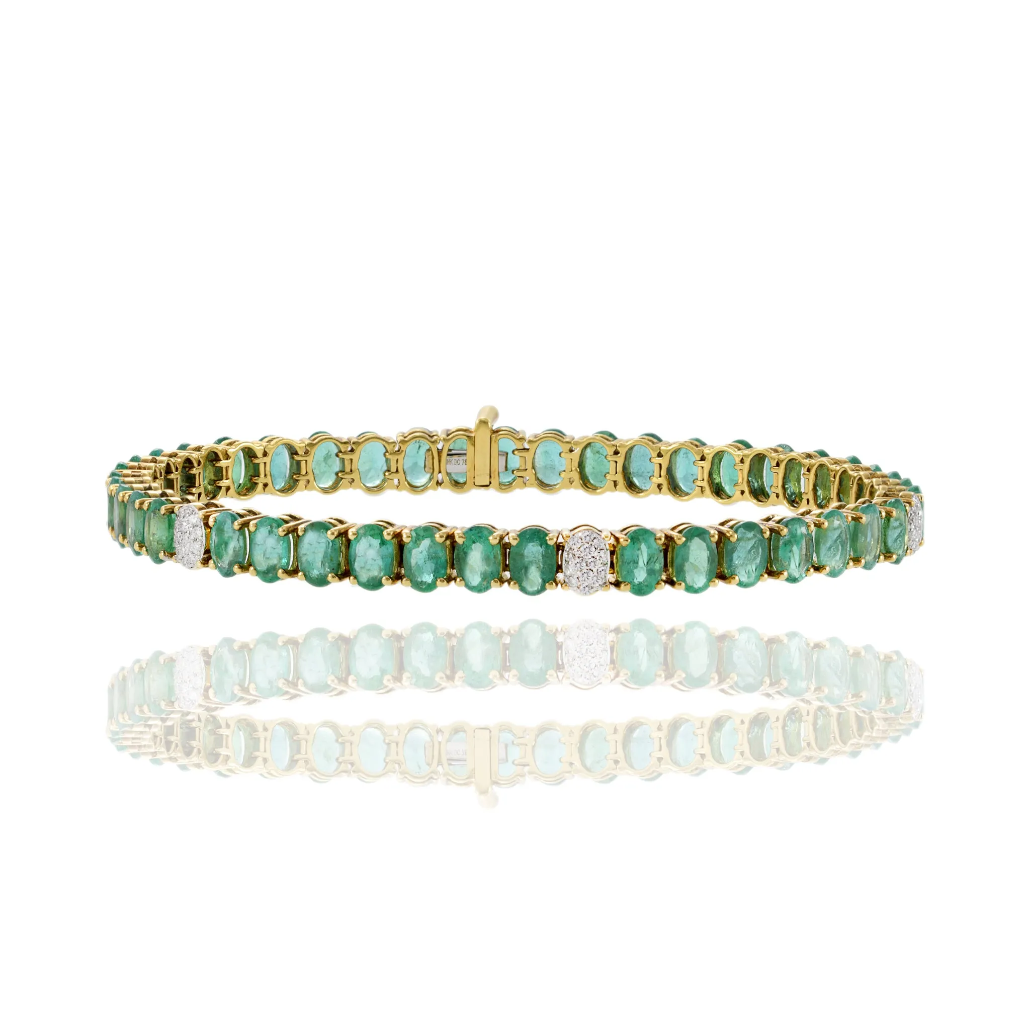 18KT Yellow Gold Diamond And Emerald Bracelet