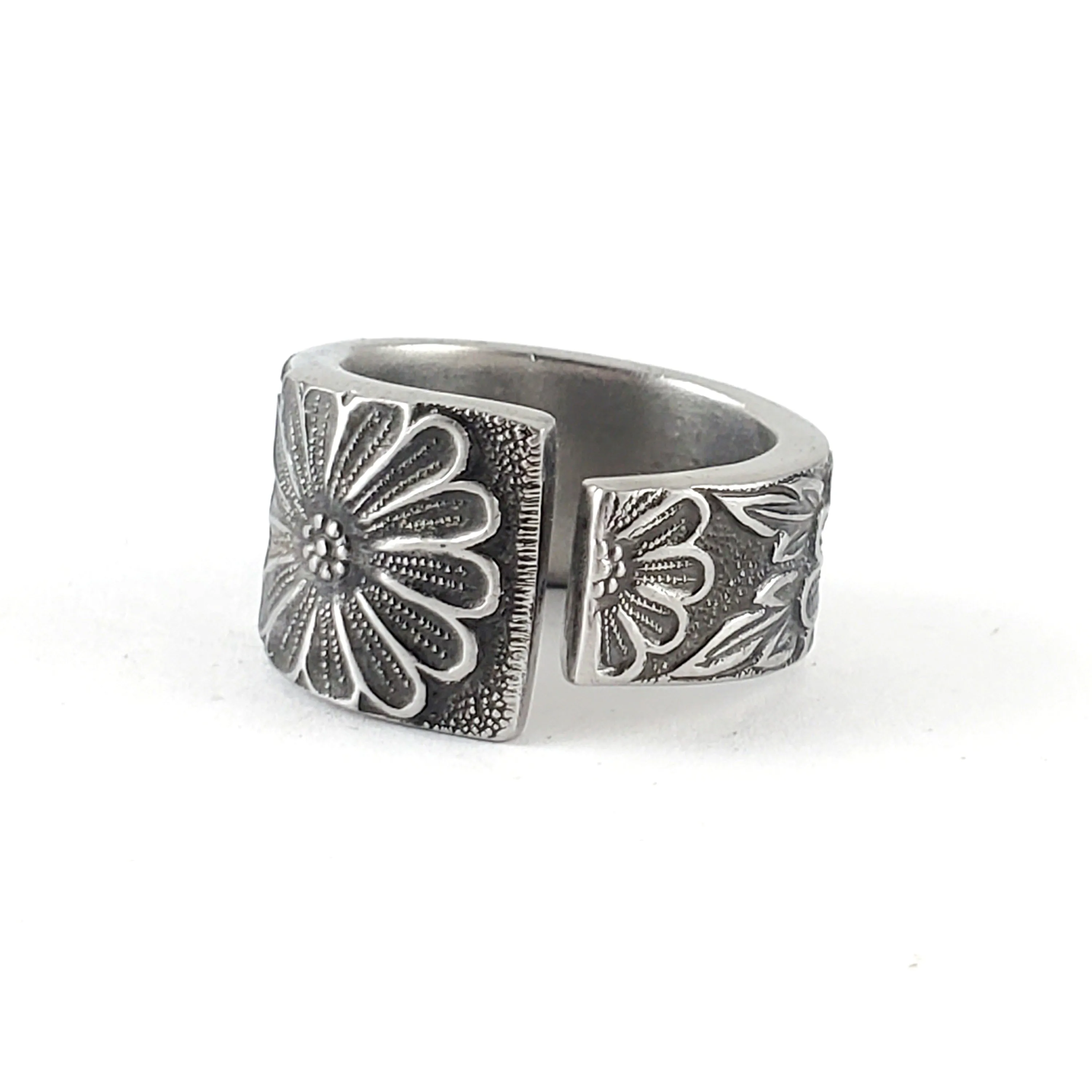 1970's Floral Lifetime Stainless Steel Spoon Ring