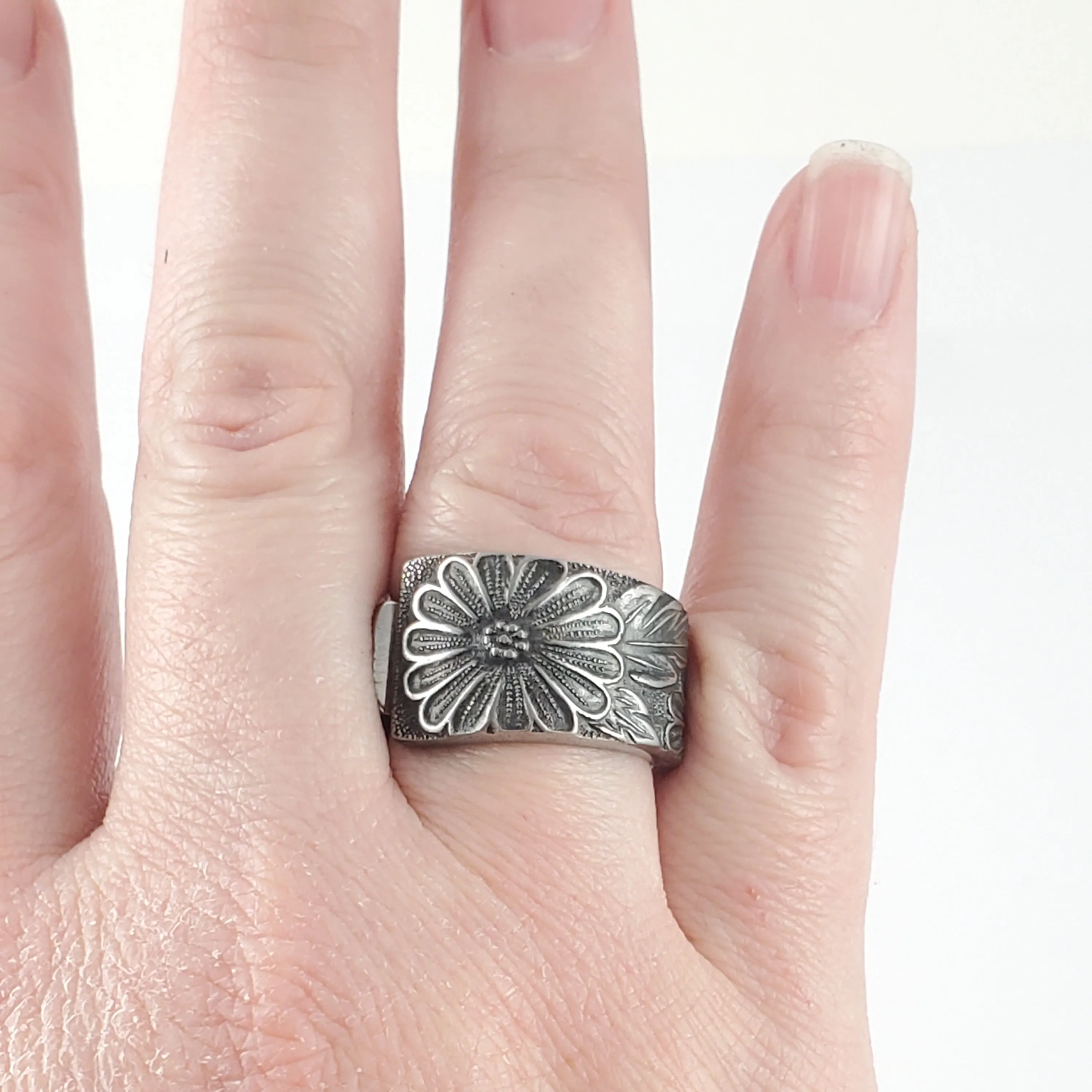 1970's Floral Lifetime Stainless Steel Spoon Ring