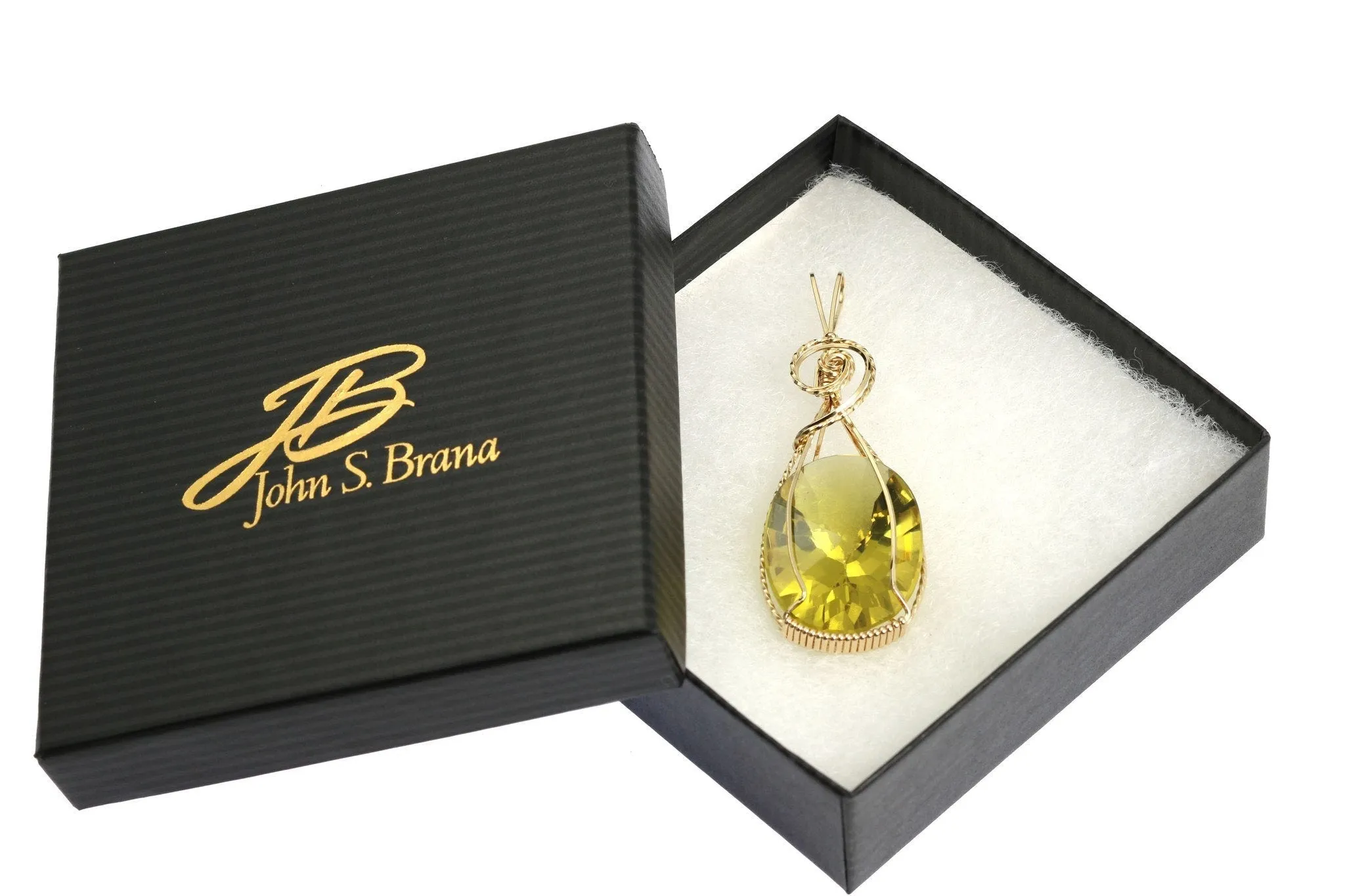 49.5 CT Oval Green Gold Quartz 14K Gold-filled Pendant