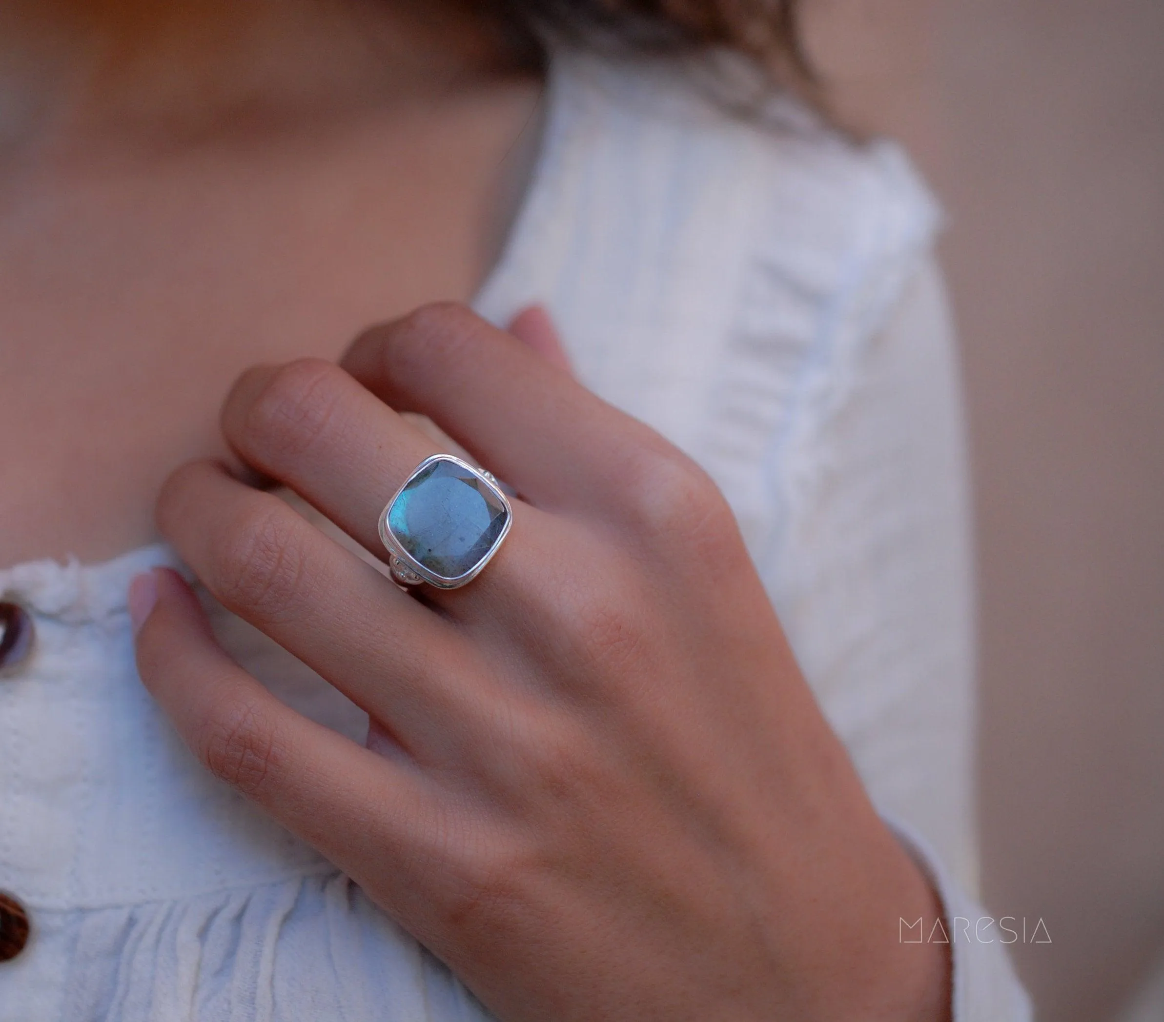 Alice Rainbow Labradorite  Square Ring ~Sterling Silver 925 ~ MR111