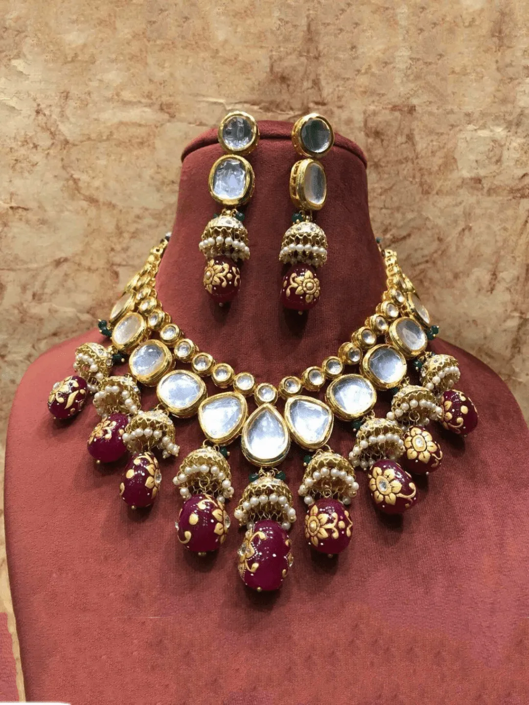 Big Kundan With Jumki Hanging