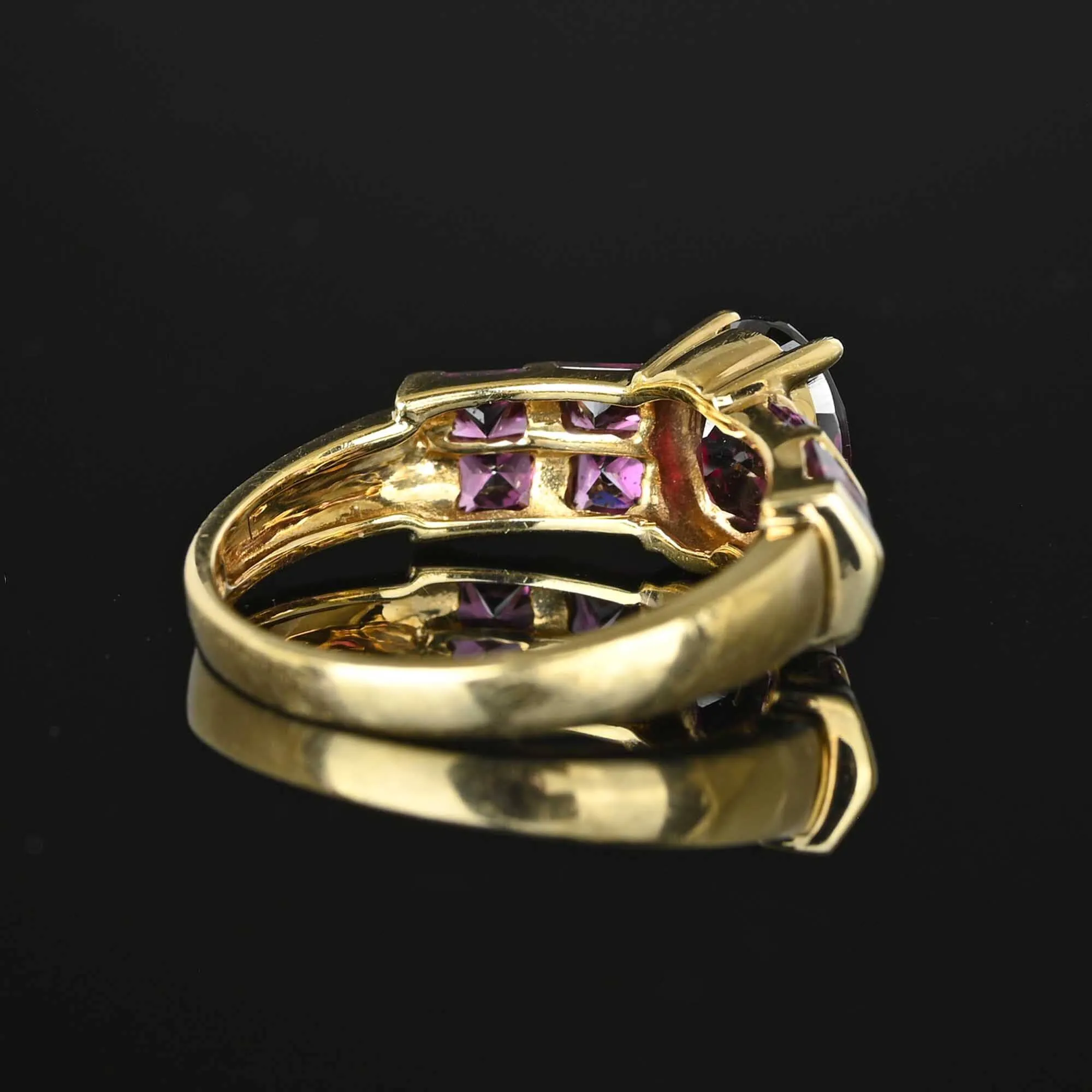 Checkerboard Cut Rhodolite Garnet Ring Band in Gold