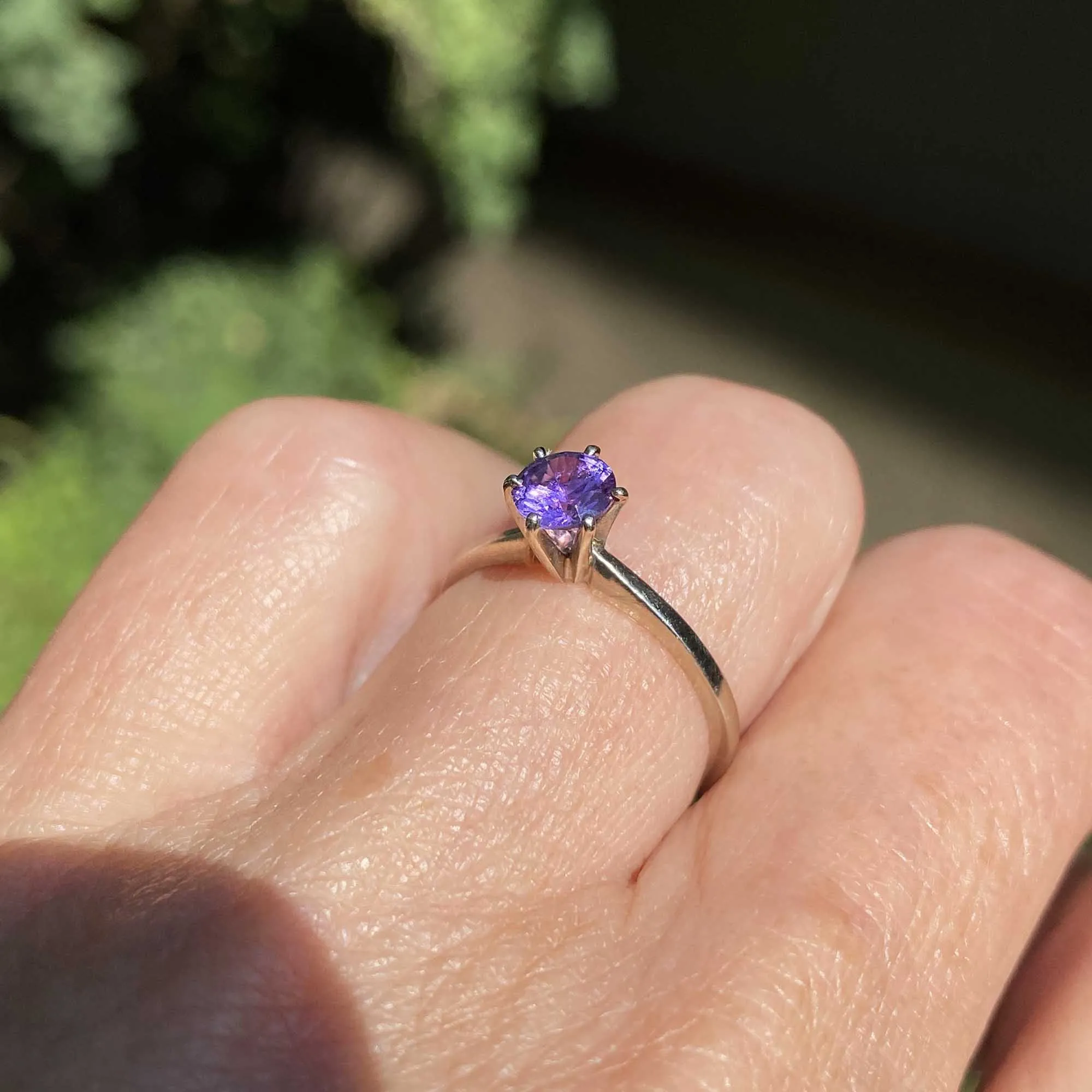 Estate 10K White Gold Solitaire Amethyst Ring