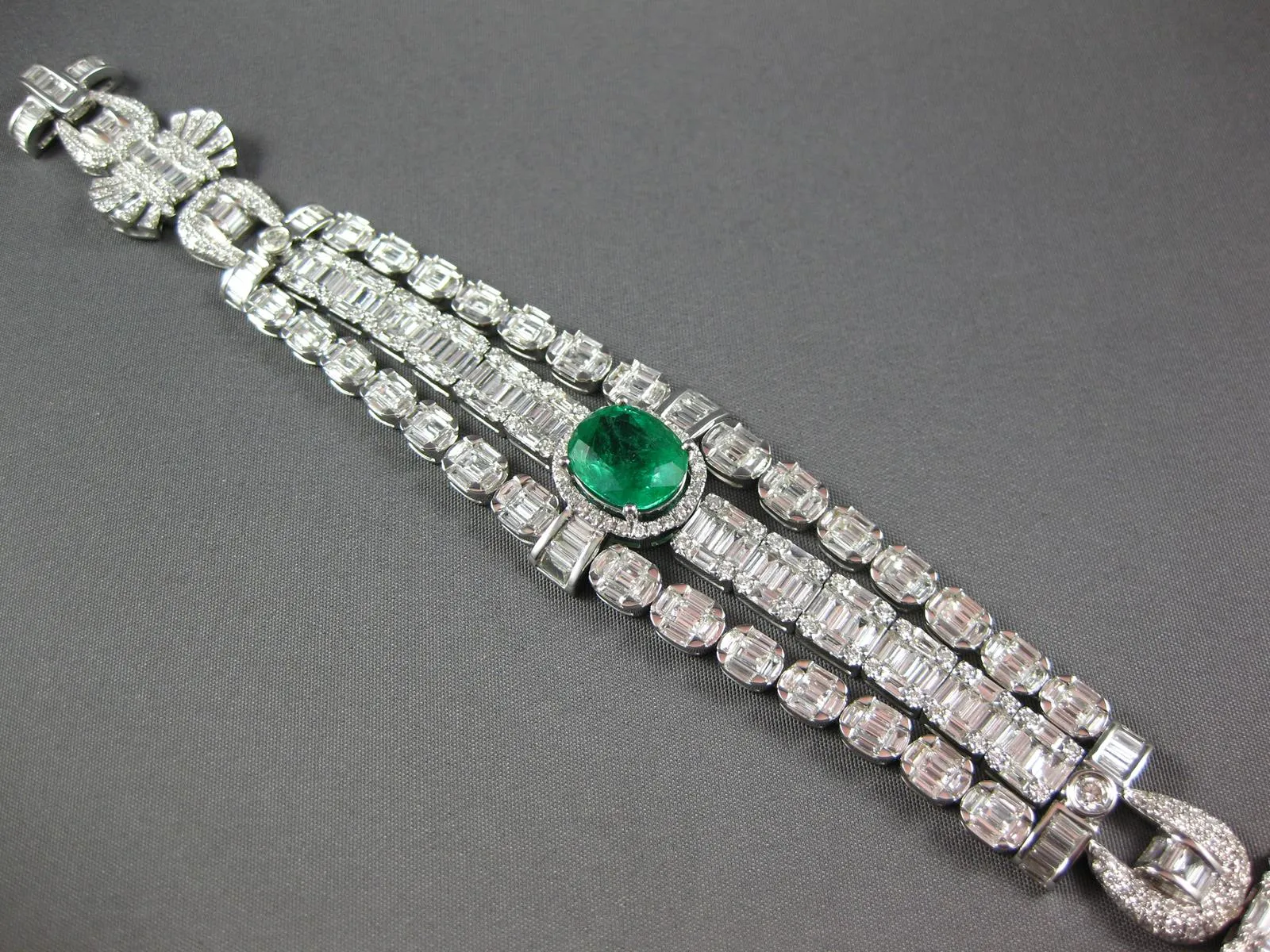 EXTRA LARGE 16.19CT DIAMOND & AAA EMERALD 18K WHITE GOLD OVAL BALLERINA BRACELET