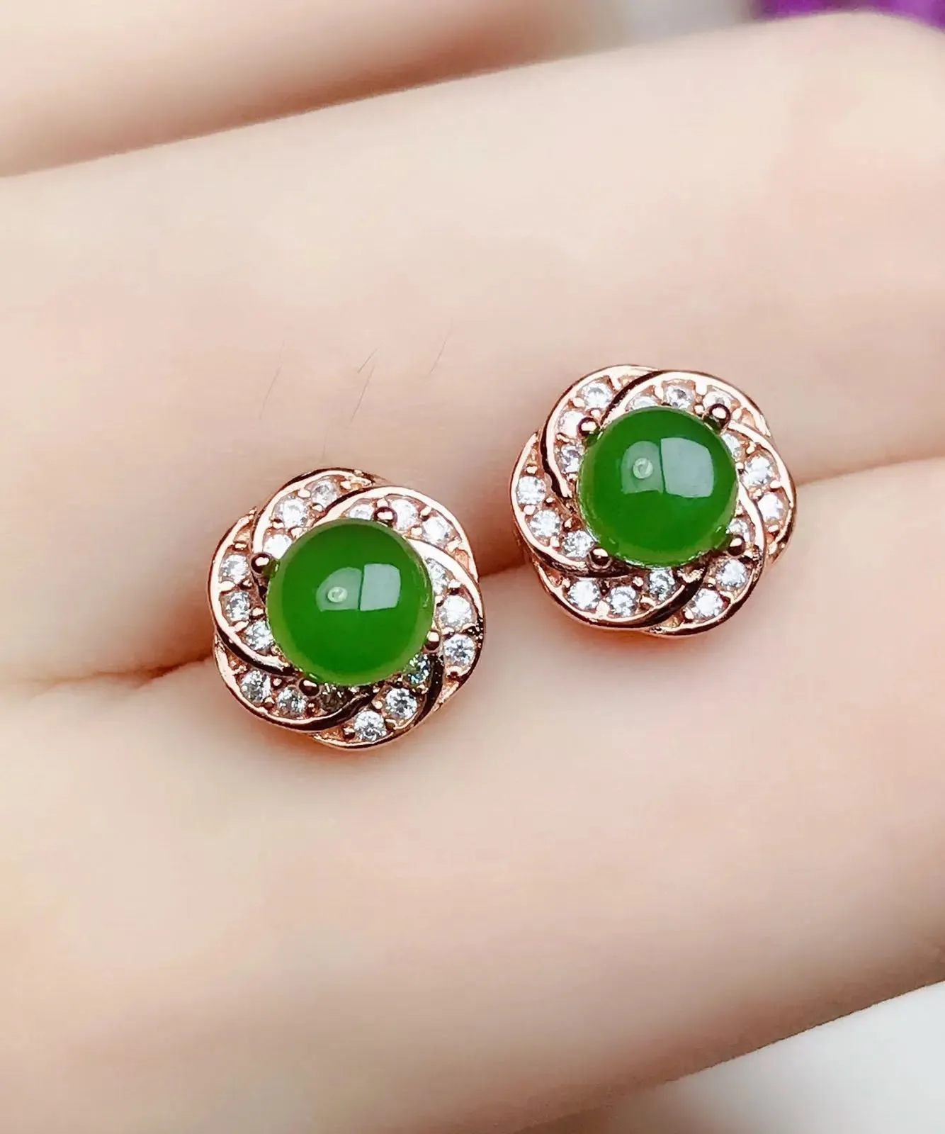 Fashion Green Silver Overgild Zircon Jade Stud Earrings LY8604