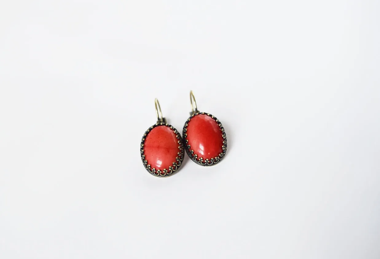 Faux Coral Crown Earrings - Large Oval