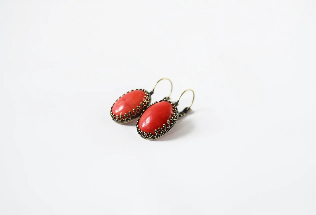 Faux Coral Crown Earrings - Large Oval