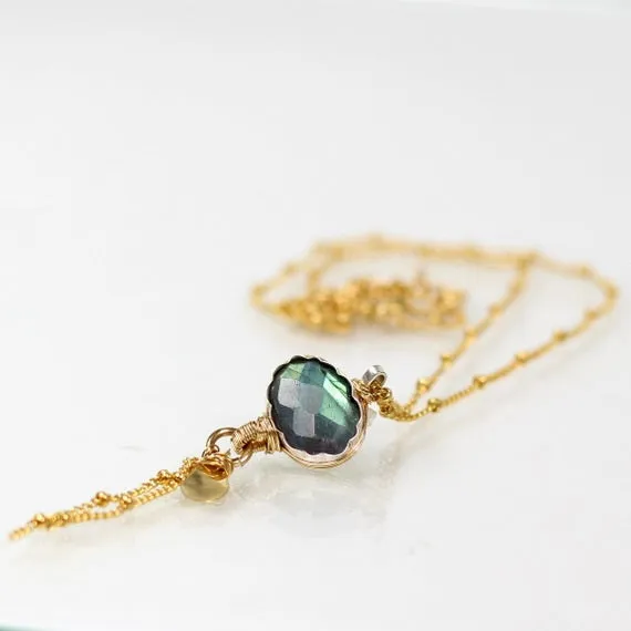 Gold Filled Labradorite Eye Necklace