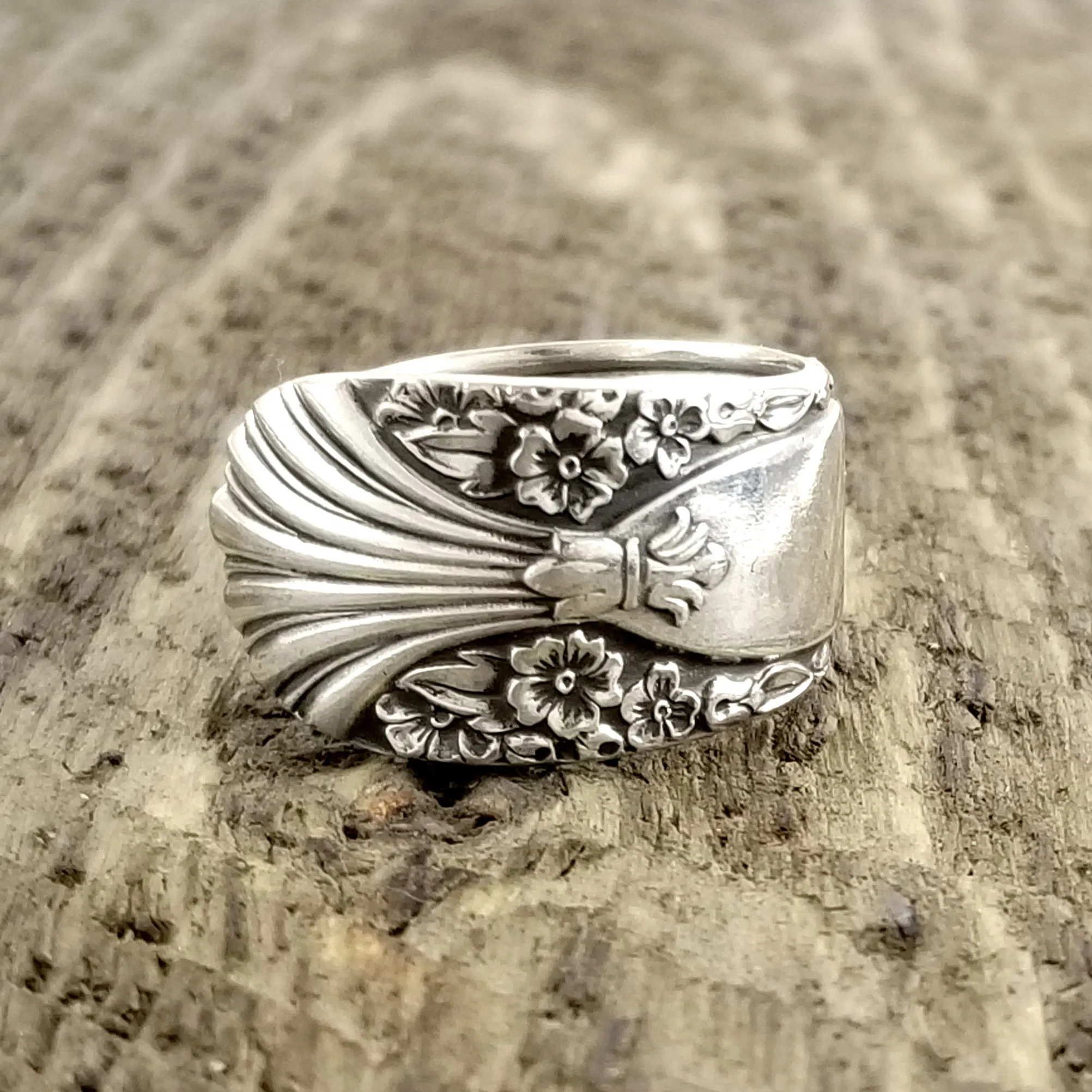 International Radiance Spoon Ring