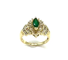 Marquis Emerald & Diamond Graduated Ring