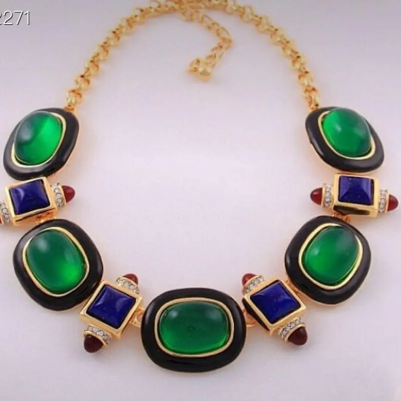 Medieval Retro Emerald Glass Exaggerated Statement Necklace