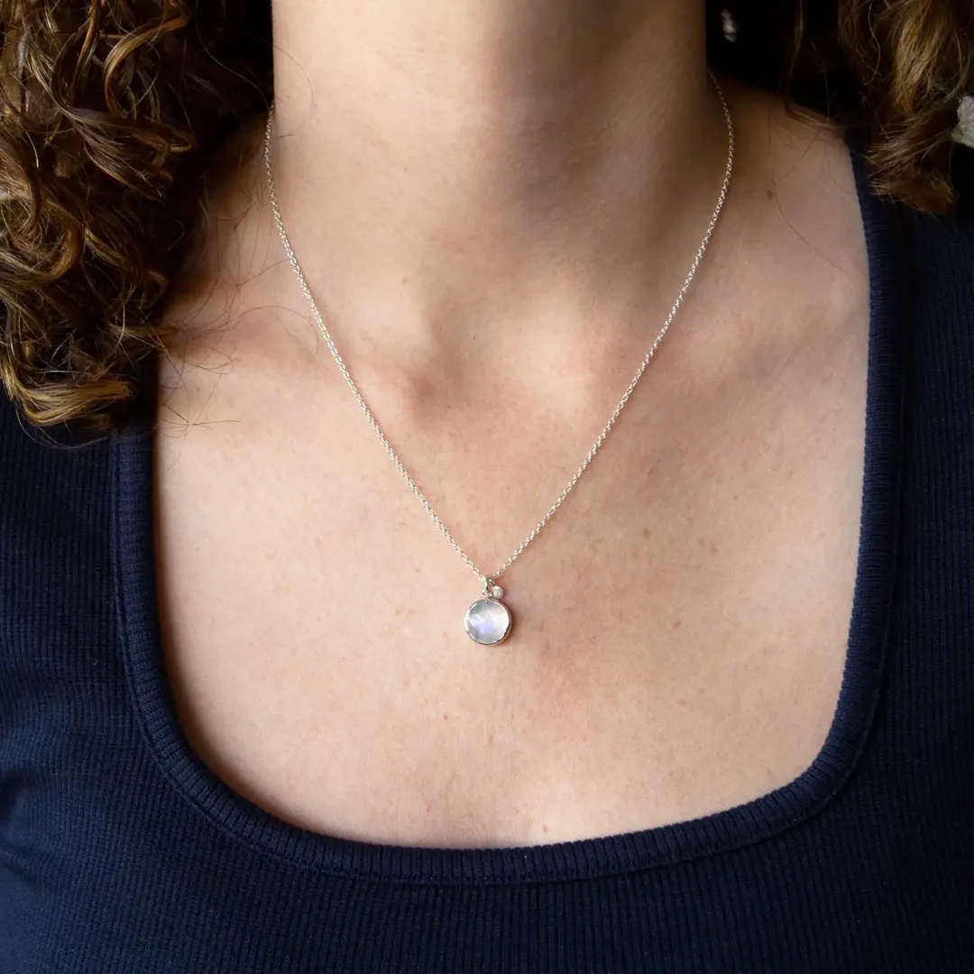 Moonstone Theia Necklace in Sterling Silver