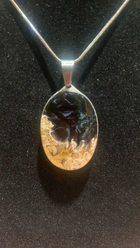 Palmroot Oval Crystal Pendant (XL)