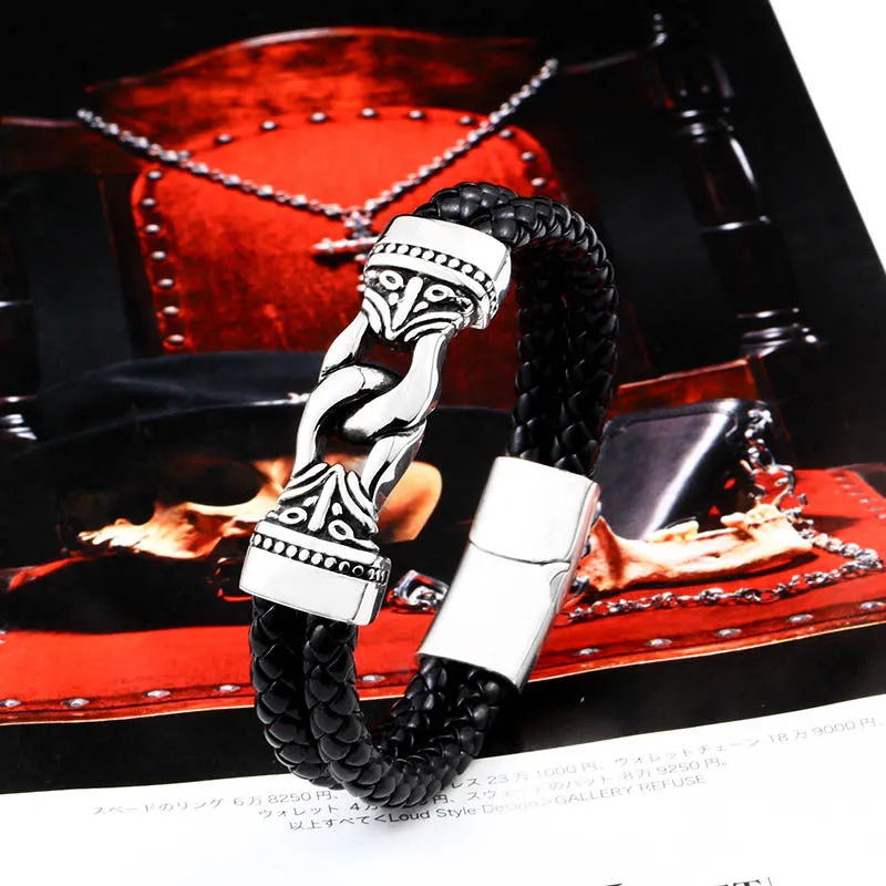 Retro Engraved Leather Bracelet for Men - Stylish Stainless Steel Fashion Jewelry