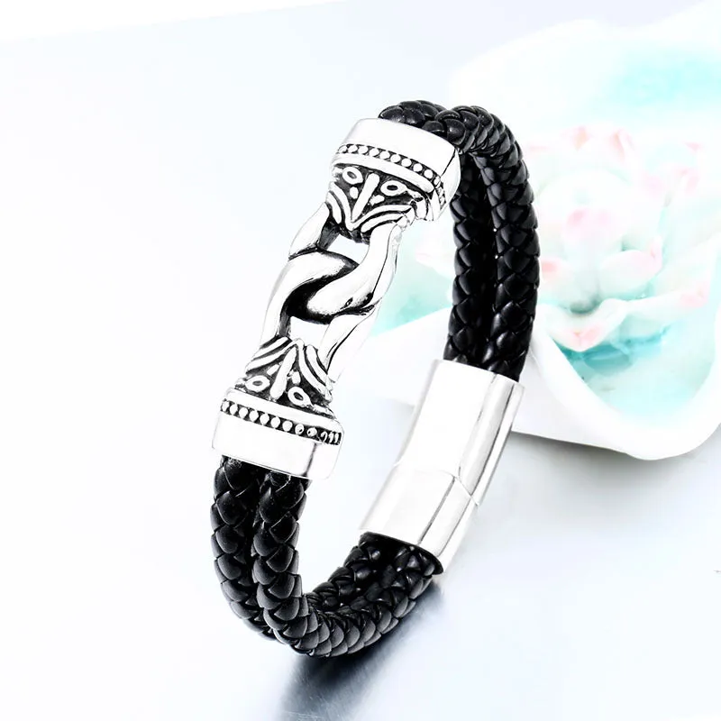 Retro Engraved Leather Bracelet for Men - Stylish Stainless Steel Fashion Jewelry