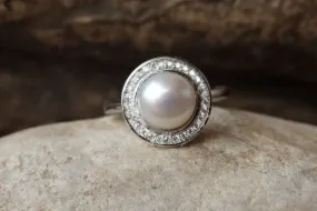 Silver Pearl Ring