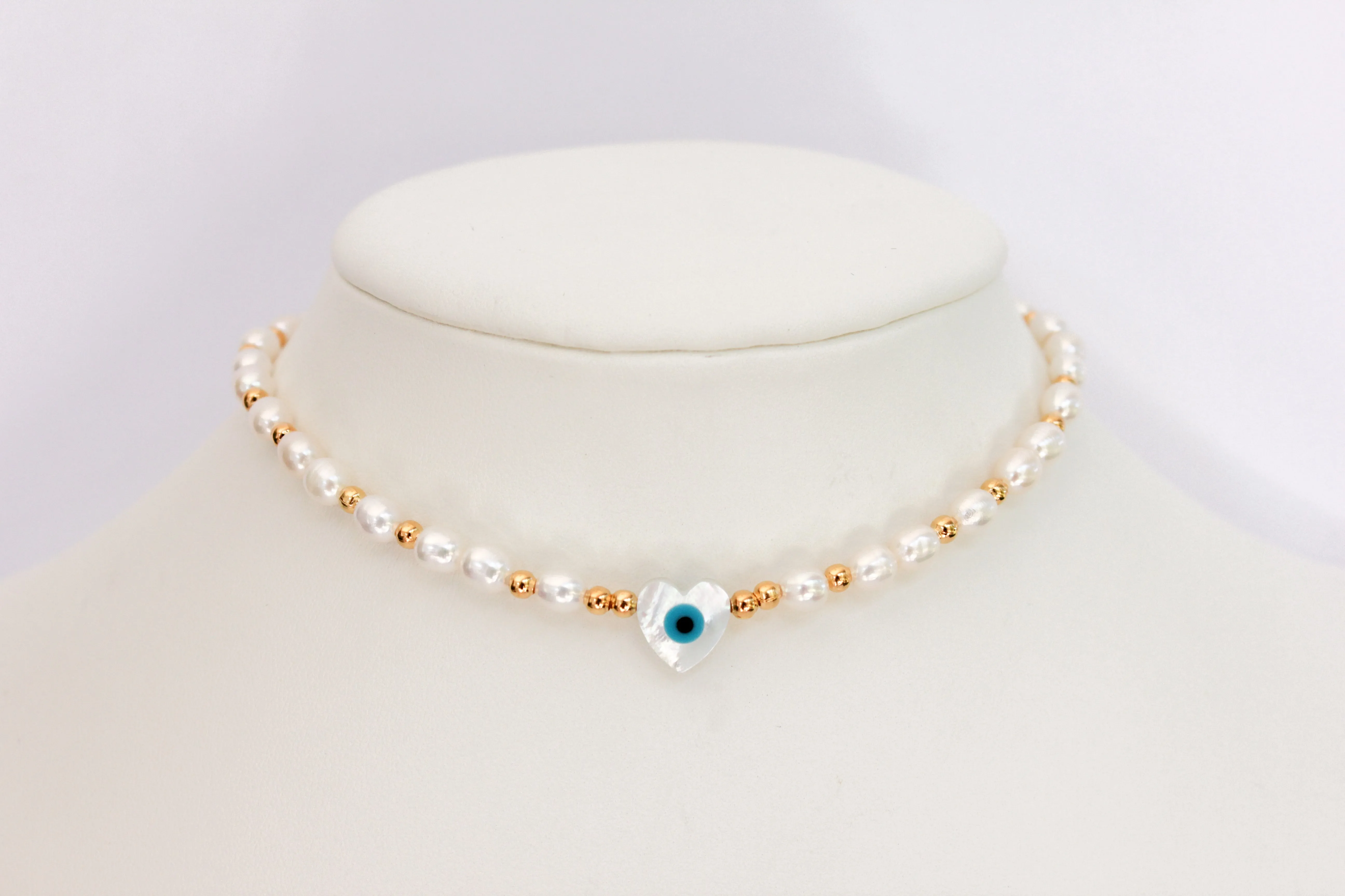 Simple Pearl Nacre Heart