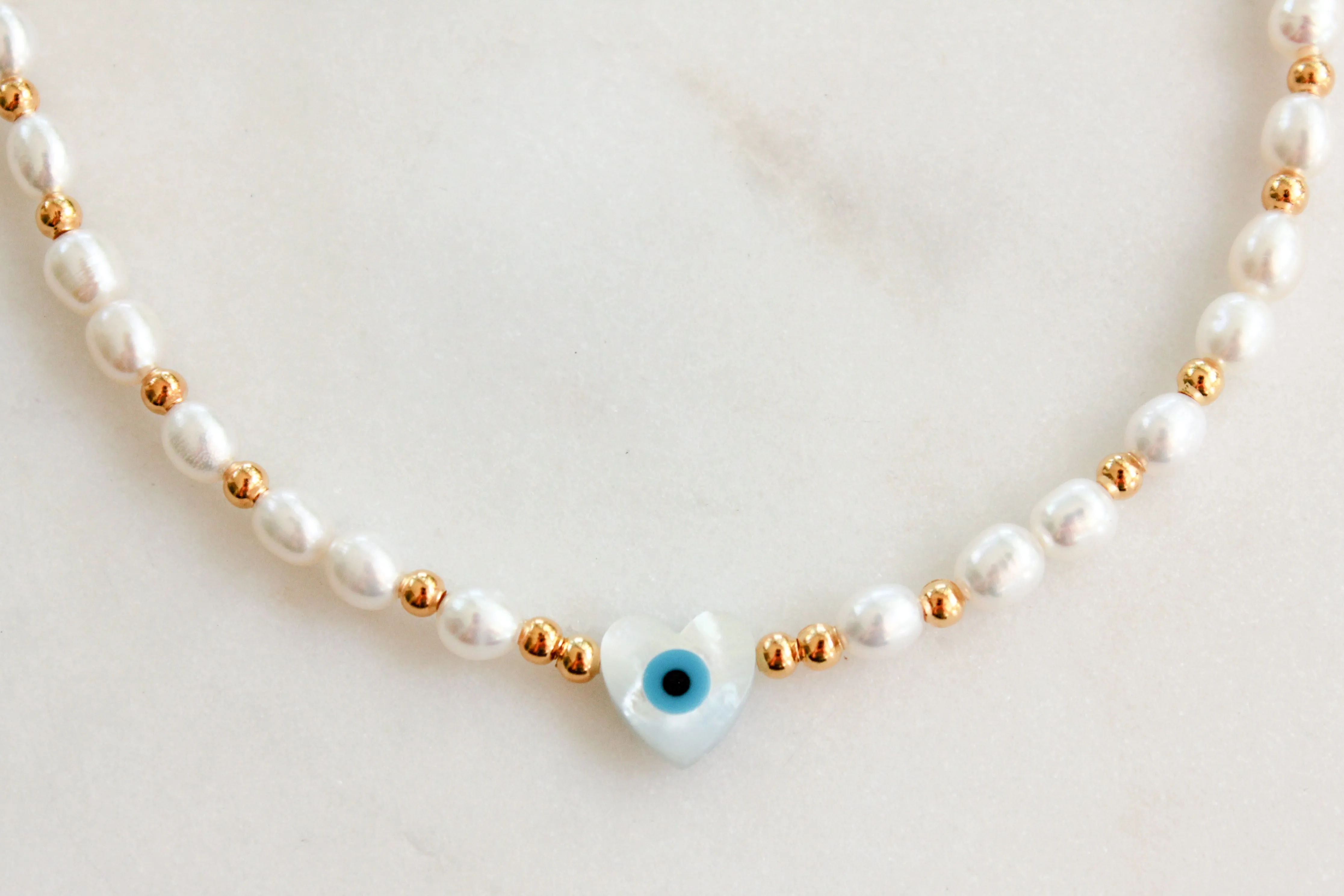 Simple Pearl Nacre Heart