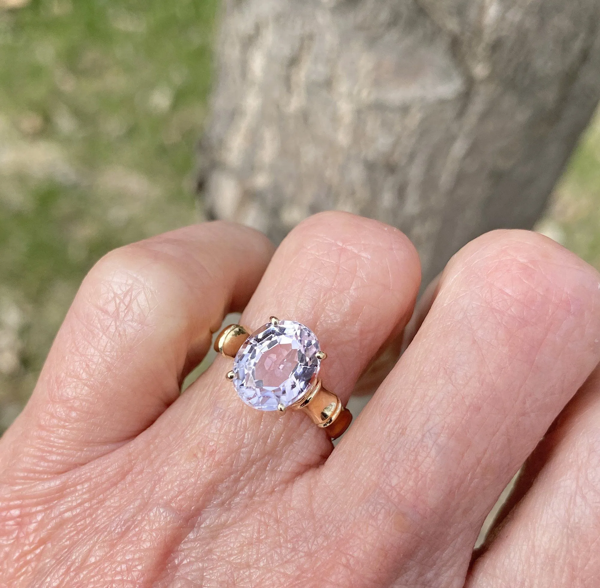 Vintage 14K Gold Lilac Pink Kunzite Solitaire Ring