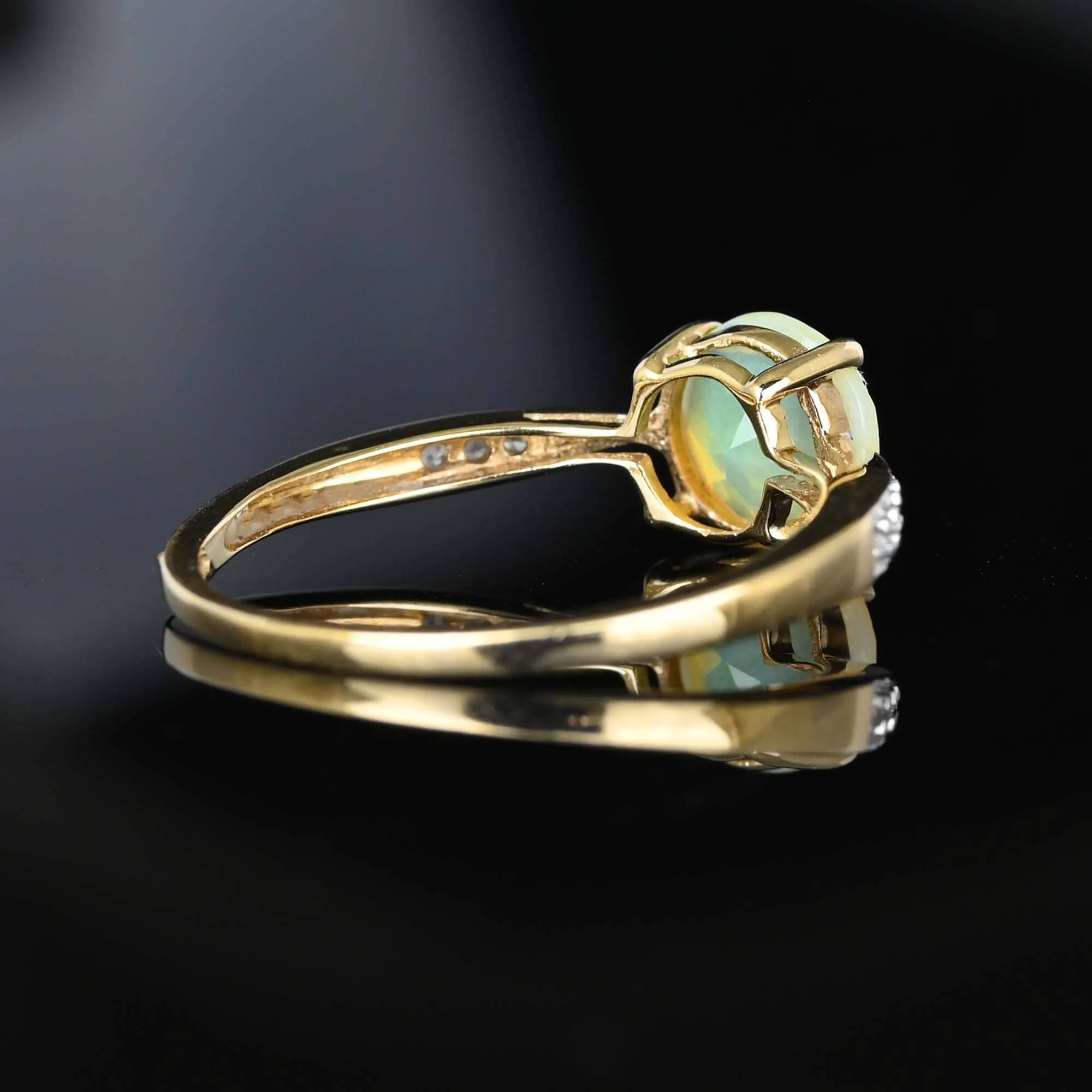 Vintage Diamond Solitaire Jelly Opal Ring in Gold