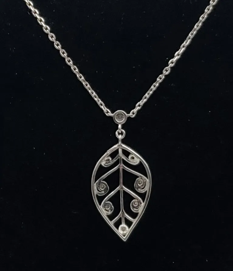 Vintage Sterling Silver Leaf Pendant Chain Necklace - 16"