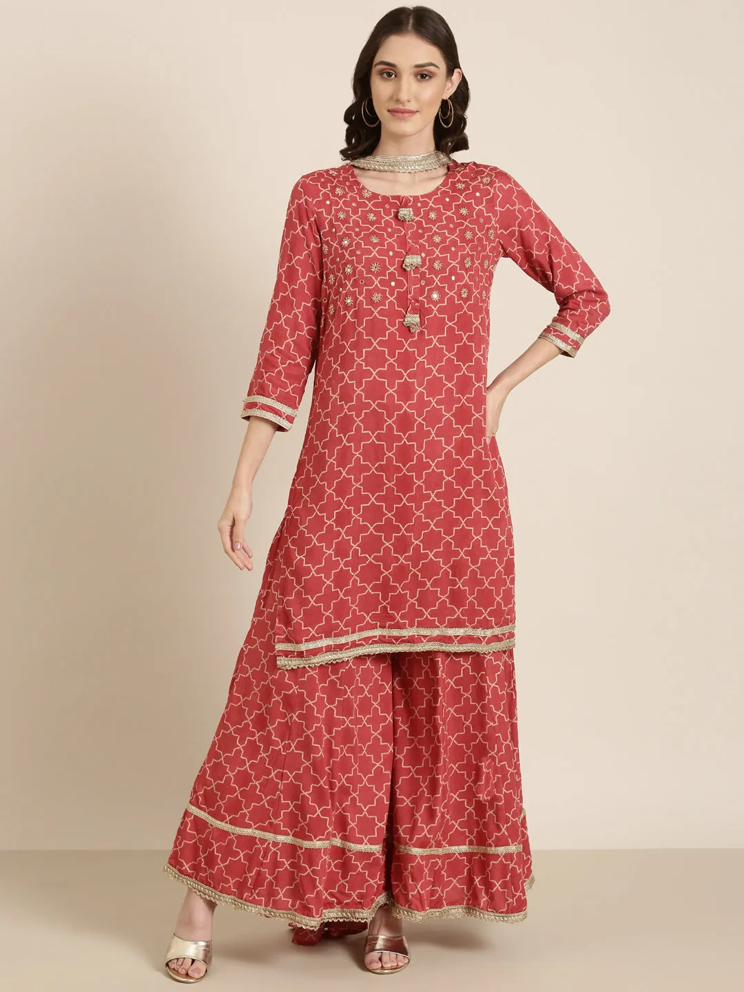 Women Coral Geometrical Kurta Set