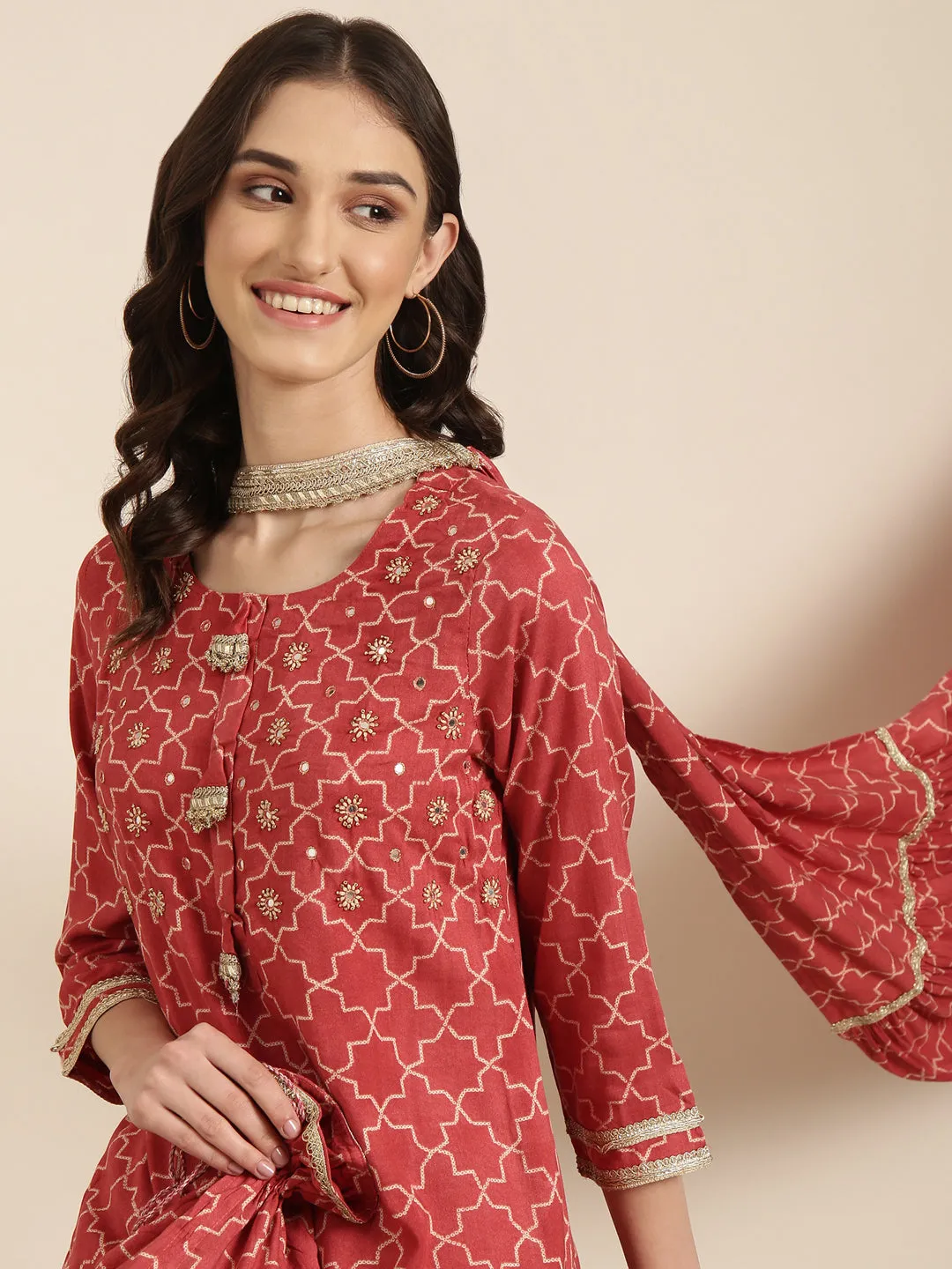 Women Coral Geometrical Kurta Set