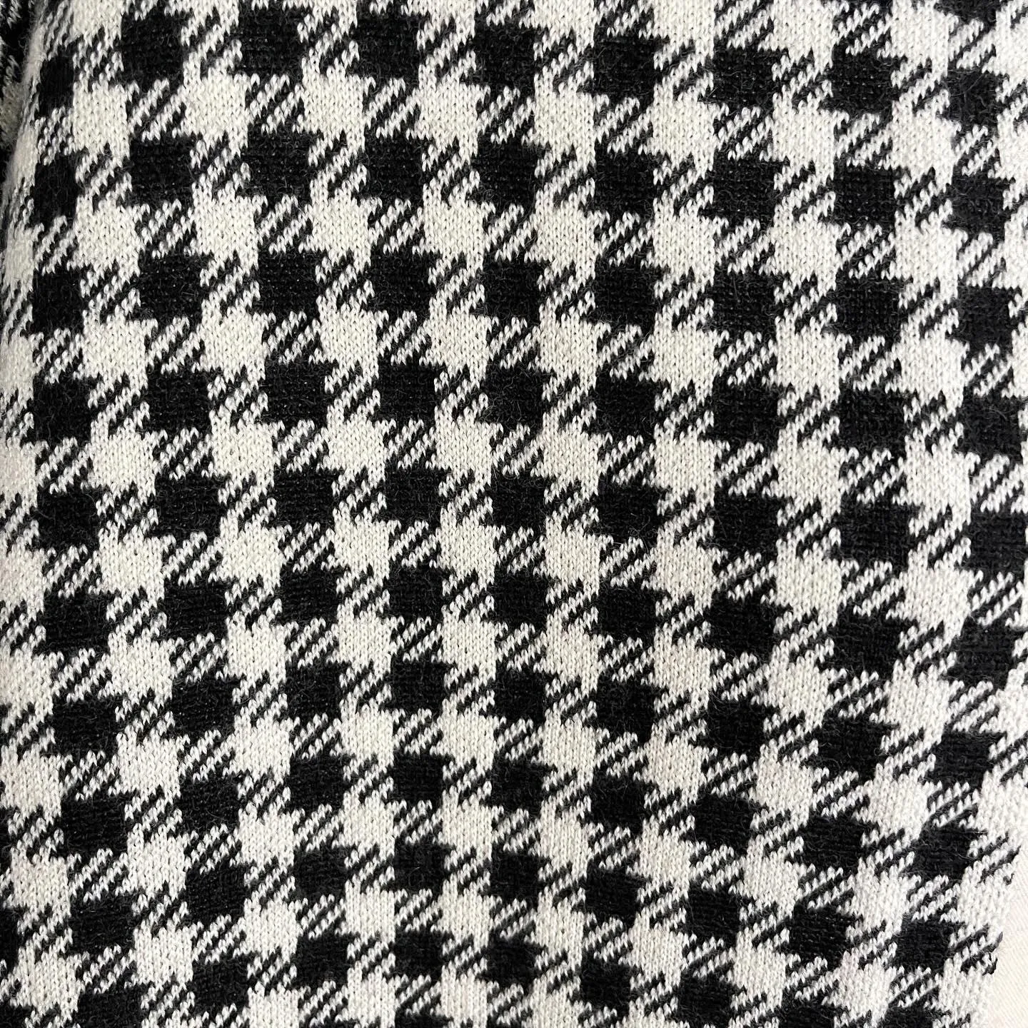 YOHJI YAMAMOTO Archive 2003 Houndstooth runway transformer scarf