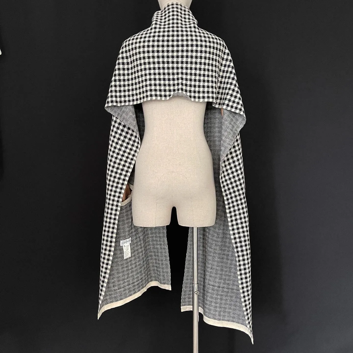 YOHJI YAMAMOTO Archive 2003 Houndstooth runway transformer scarf